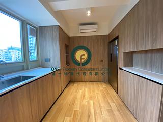 Mid Levels Central - St. Joan Court 03