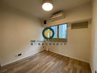 Mid Levels Central - St. Joan Court 09