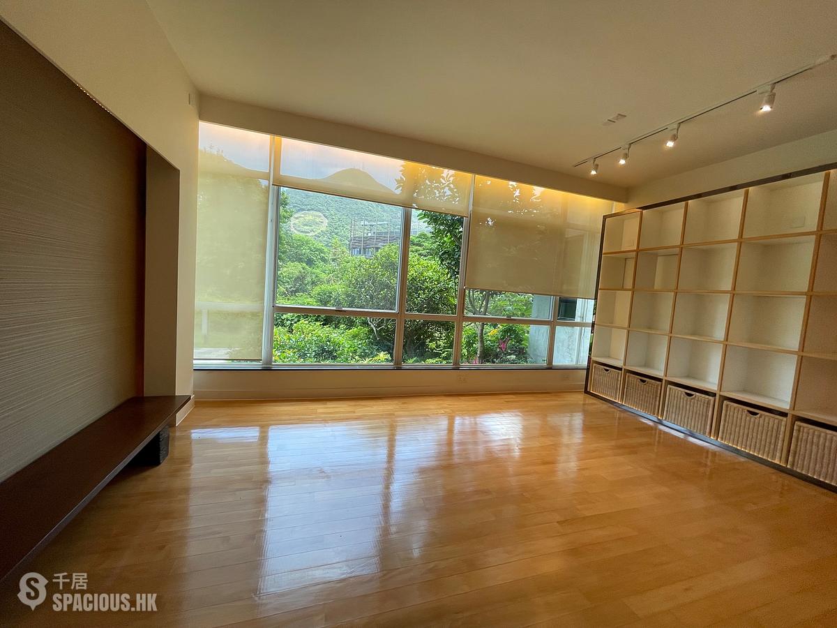 Shouson Hill - Country Villa 01