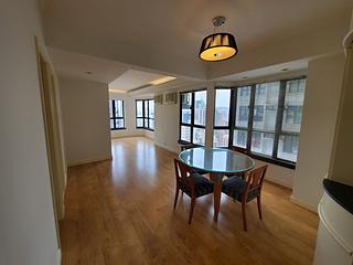 Mid Levels Central - Vantage Park 02
