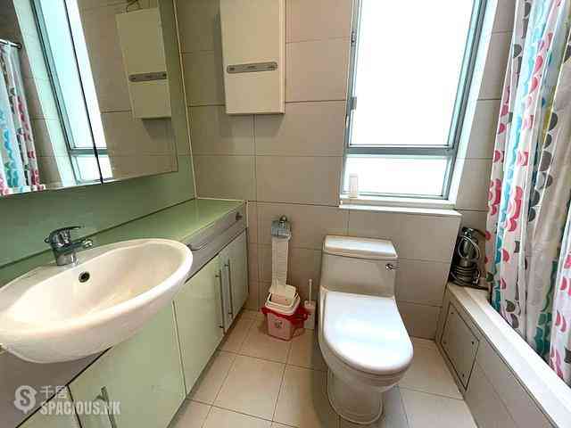 Tung Chung - Coastal Skyline Phase 1 Block 1 11