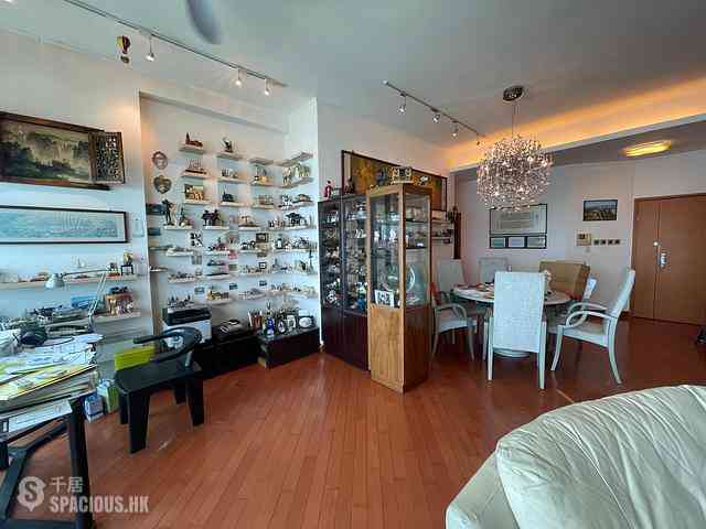 Tung Chung - Coastal Skyline Phase 1 Block 1 05