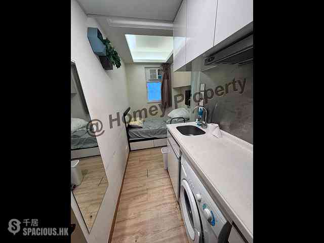 Causeway Bay - Kwong On Building 01