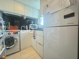Sai Ying Pun - Centre Place 08