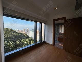 Mid Levels West - University Heights Tower 1 05