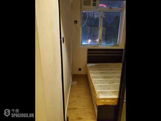 Tsim Sha Tsui - Comfort Building 02