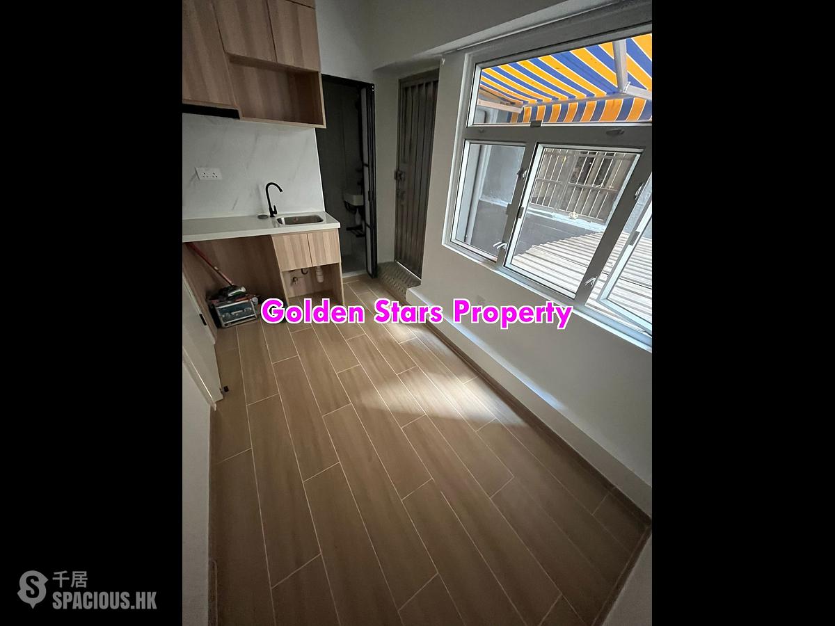 Sai Ying Pun - 248-254, Queen's Road West 01
