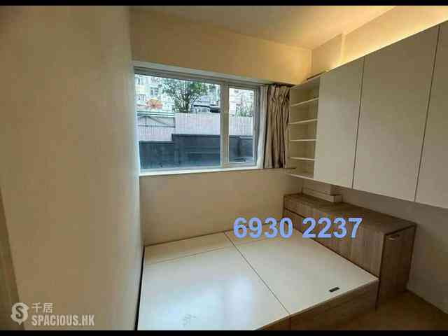 Poho - Hollywood Building 01