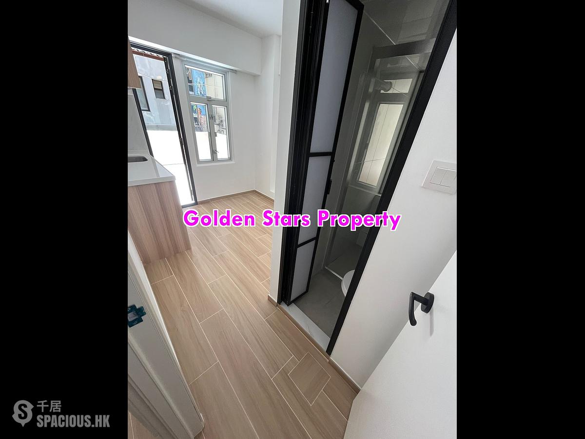 Sai Ying Pun - 248-254, Queen's Road West 01