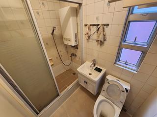 Sai Ying Pun - Fung Yat Building 03