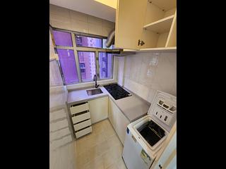 Sai Ying Pun - Fung Yat Building 06