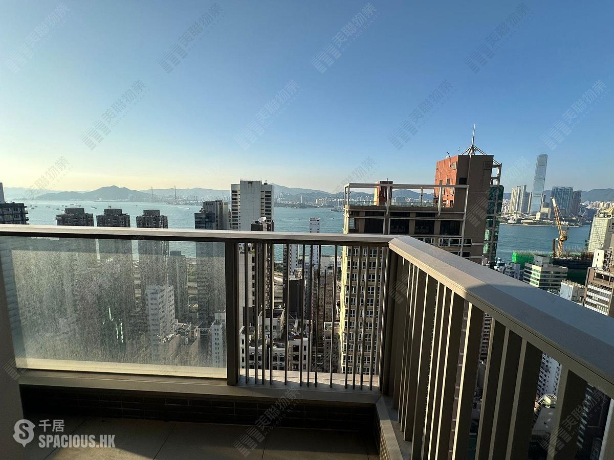 Sai Ying Pun - Island Crest 01