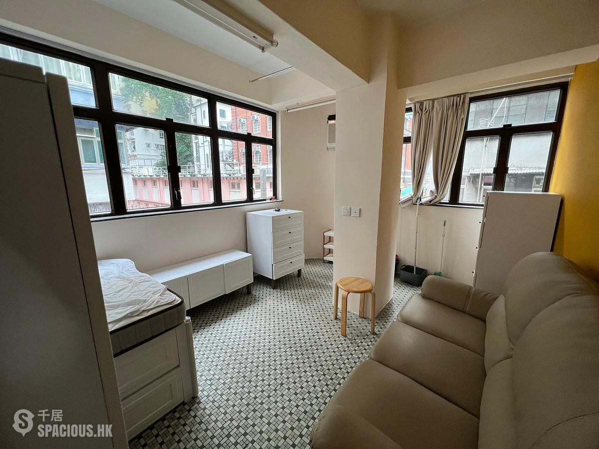 Sai Ying Pun - Wing Fong Mansion 01