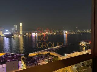 Wan Chai - The Gloucester 08