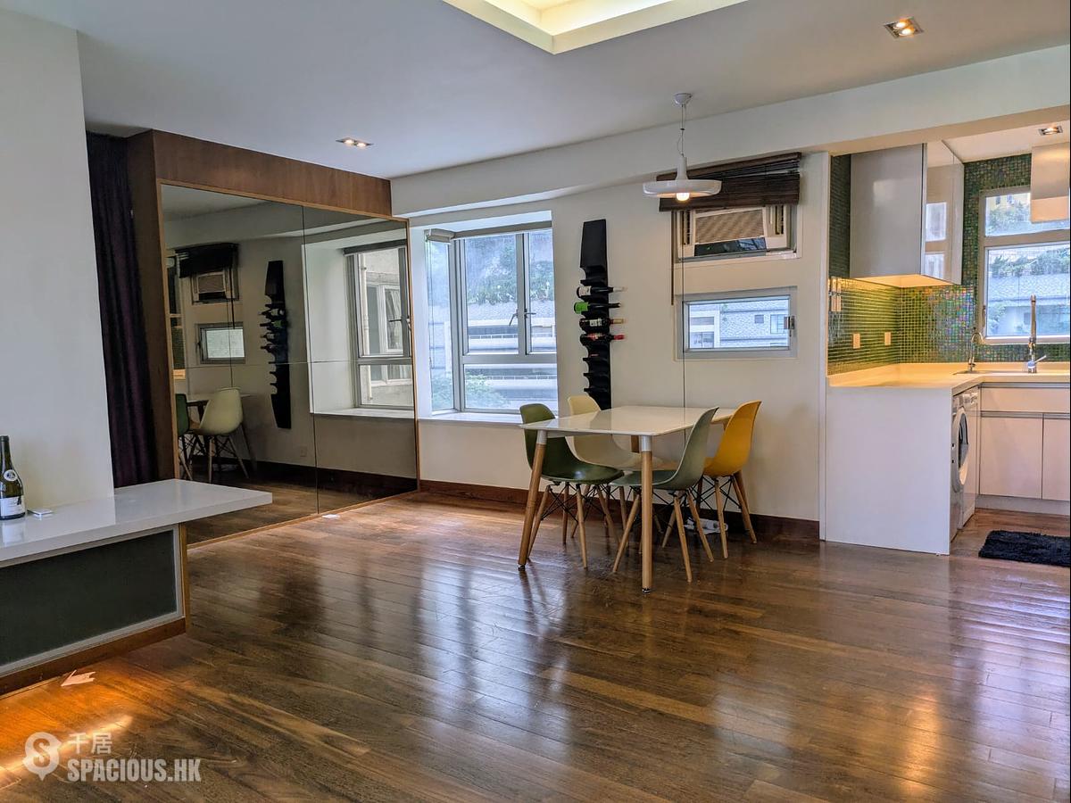 Mid Levels West - Bonham Court 01