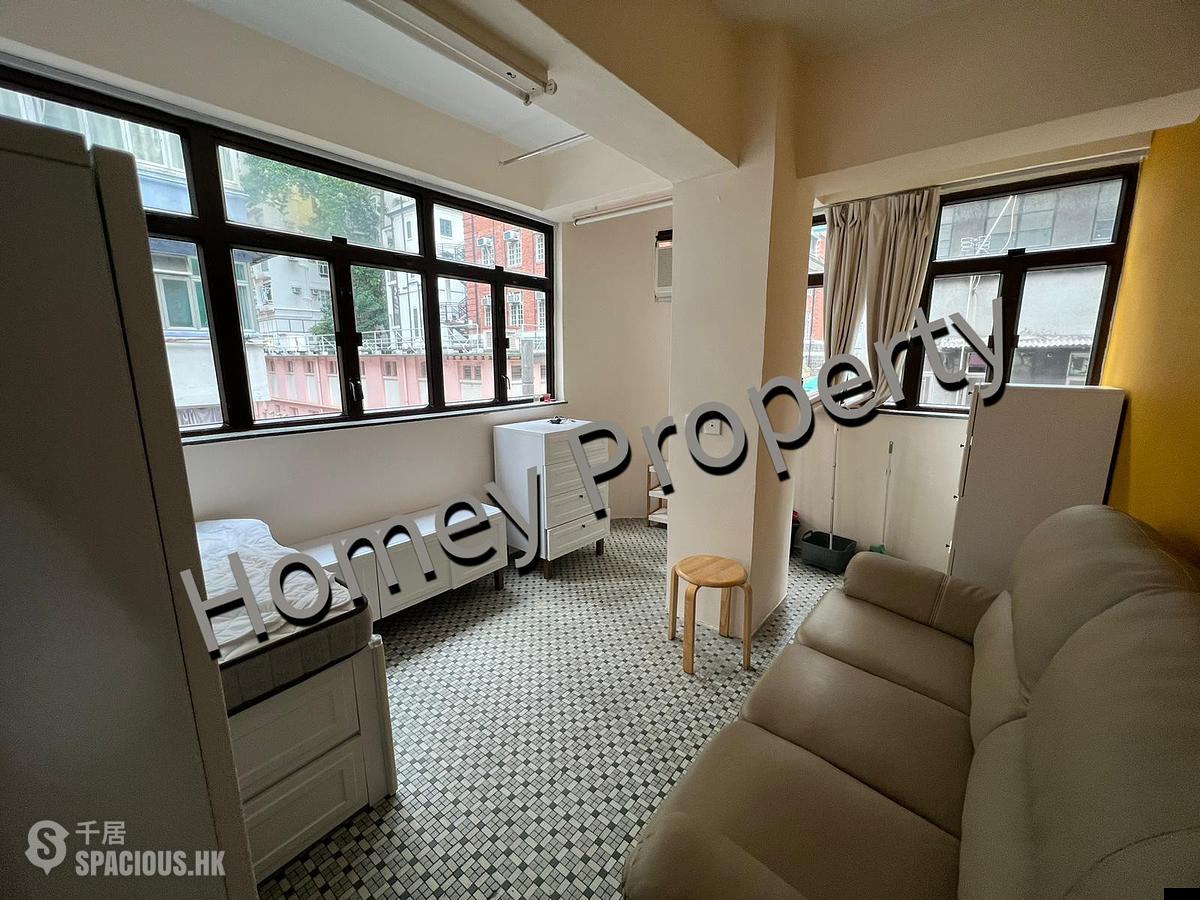 Sai Ying Pun - Wing Fong Mansion 01