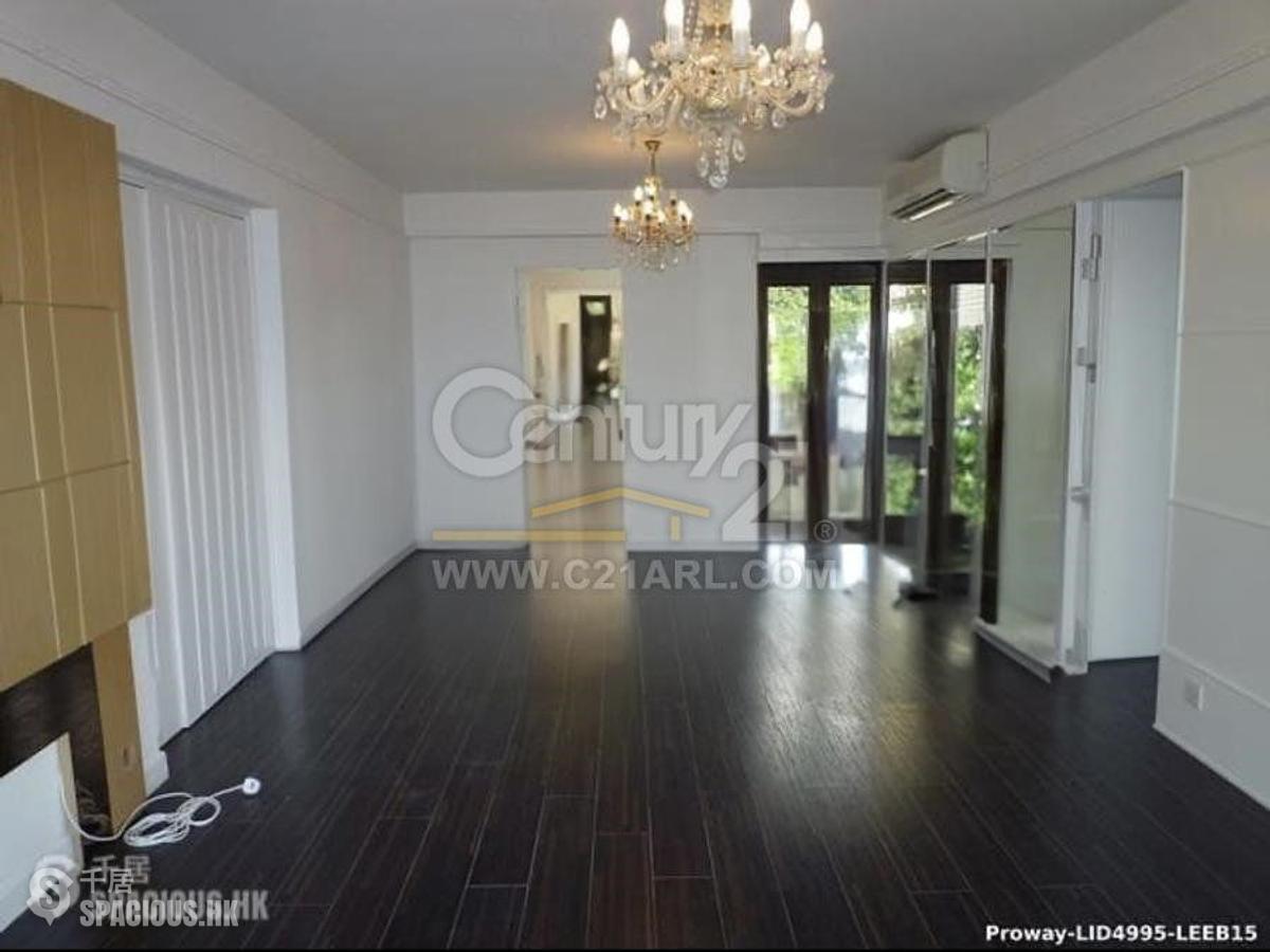 Mid Levels West - Scenic Garden 01