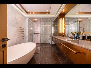 Pok Fu Lam - Bisney Crest 06