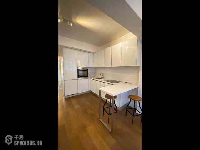 Sheung Wan - 58, Queen's Road West 01