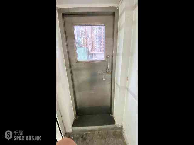Sheung Wan - 58, Queen's Road West 02