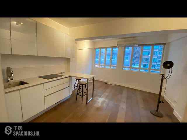 Sheung Wan - 58, Queen's Road West 04