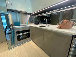 Wong Chuk Hang - The Southside Phase 1 Southland Tower 1A 03