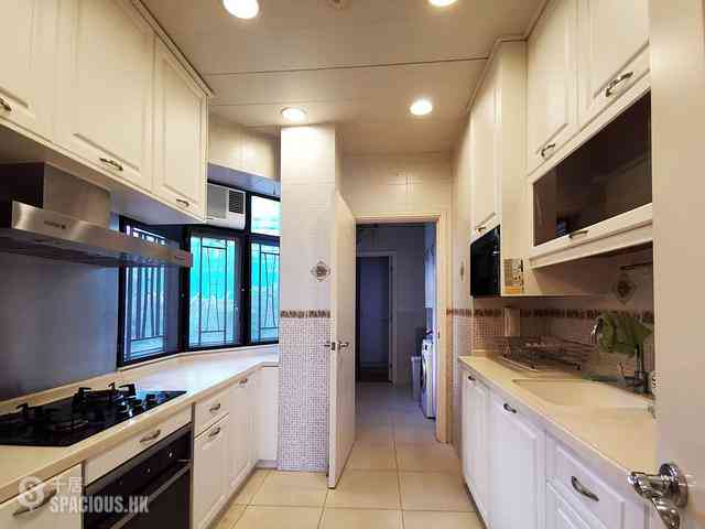 Jardines Lookout - Cavendish Heights Block 7 04