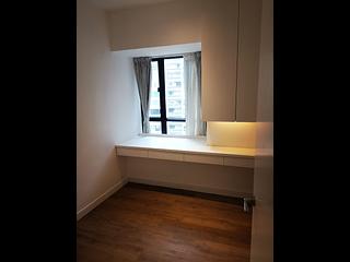 Mid Levels Central - Vantage Park Block 1 05