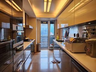 Wong Chuk Hang - Marinella Block 6 07