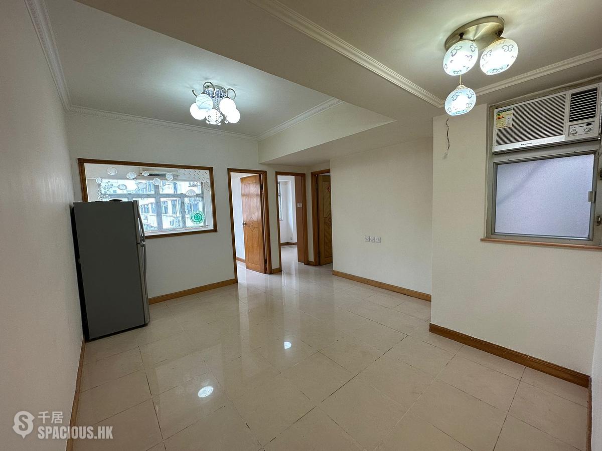 North Point - Metropole Building 01