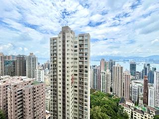 Mid Levels West - Dragonview Court 02