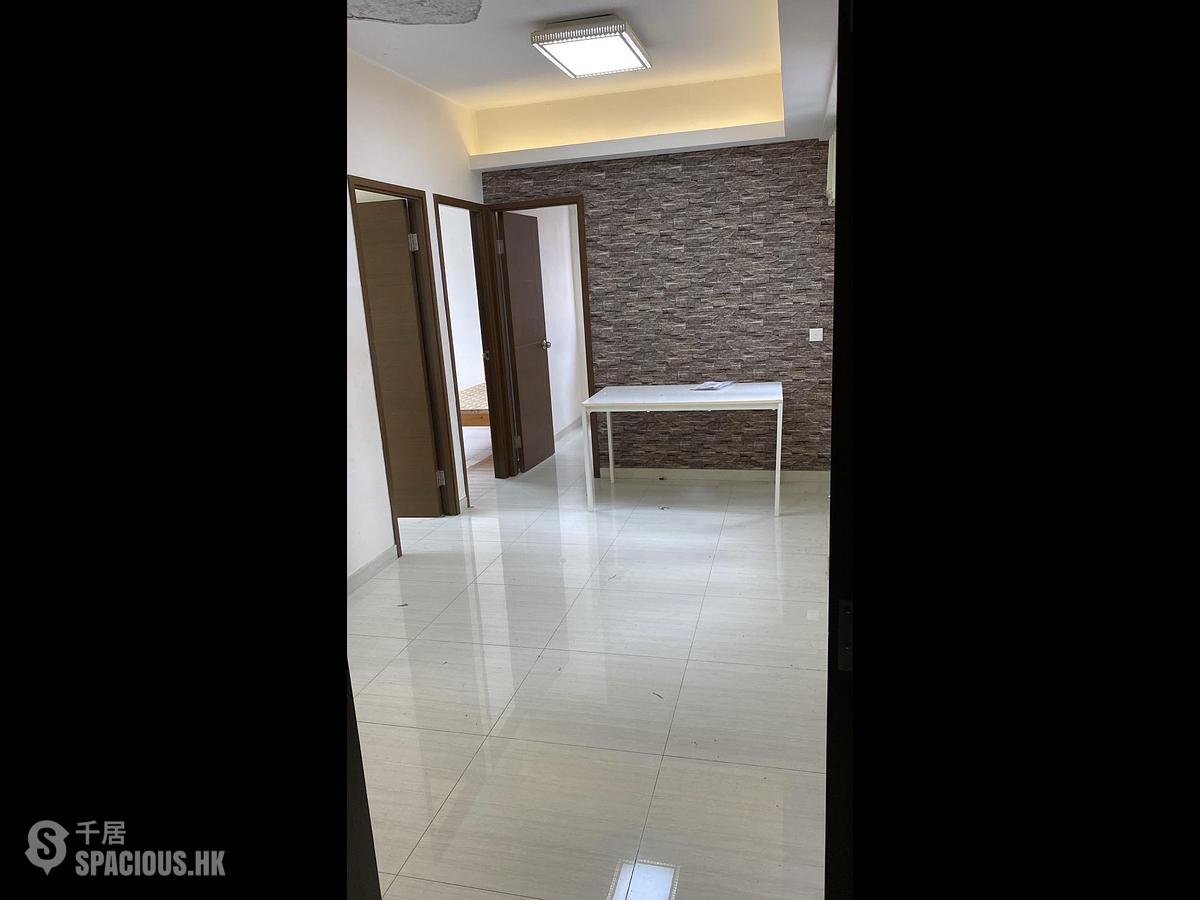 Sai Ying Pun - Sing Fai Building 01