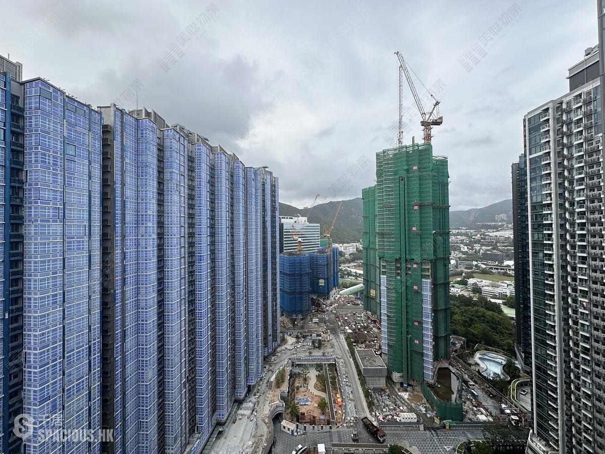Wong Chuk Hang - The Southside Phase 2 La Marina Tower 1A 01