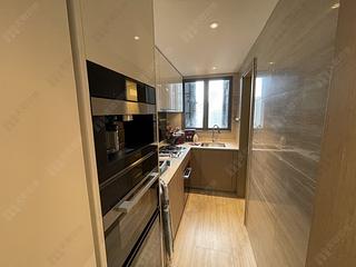 Wong Chuk Hang - The Southside Phase 1 Southland Tower 2B 06