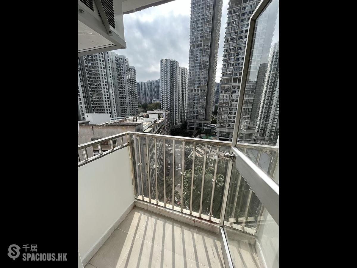 鲗鱼涌 - 宝峰园A座 01