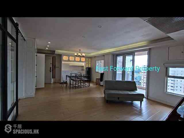 Pok Fu Lam - Baguio Villa Block 38 01