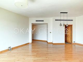 Mid Levels Central - Fairlane Tower 03