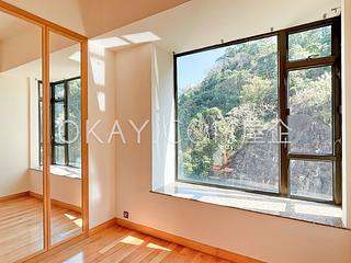 Mid Levels Central - Fairlane Tower 12