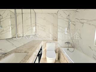 Mid Levels Central - St. Joan Court 05