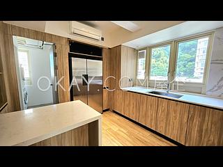 Mid Levels Central - St. Joan Court 09
