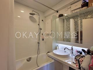 Kennedy Town - Serene Court 05