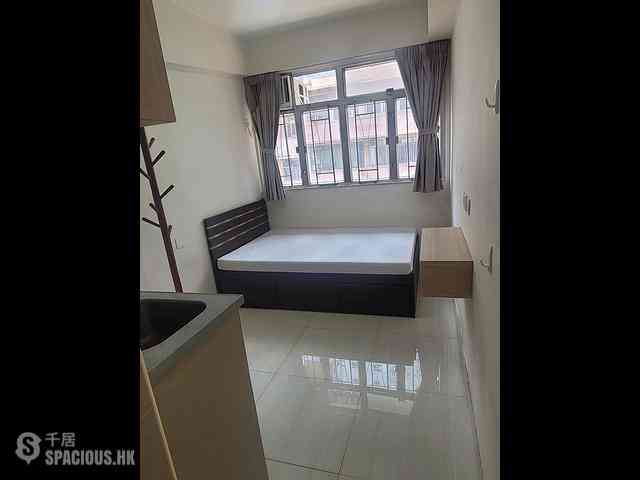 Sai Ying Pun - Tin Hing Building 03