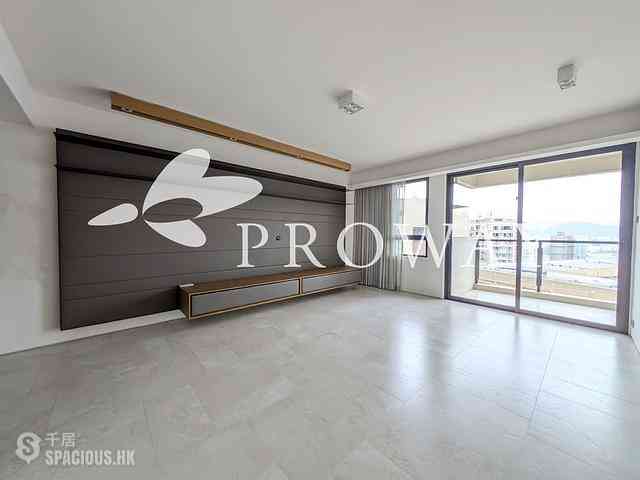 Braemar Hill - Wilshire Towers Block B 01