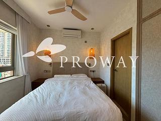 Pok Fu Lam - Baguio Villa Block 25 05