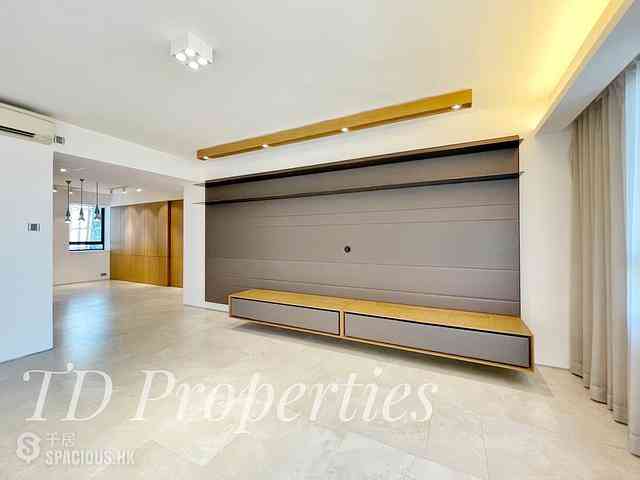 Braemar Hill - Wilshire Towers 01