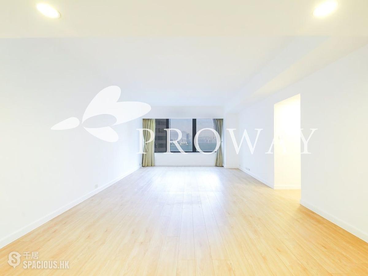 Wan Chai - Convention Plaza Apartments 01