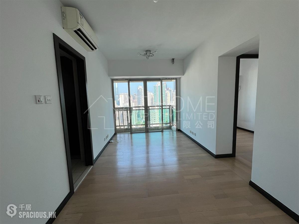 Sai Ying Pun - Centre Place 01