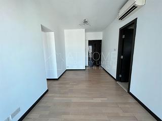 Sai Ying Pun - Centre Place 02