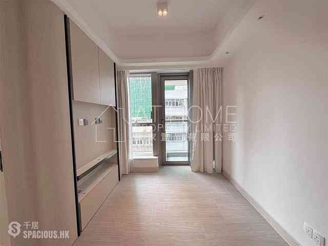 Mid Levels Central - Townplace Soho 01