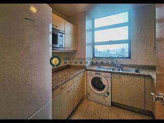 Mid Levels Central - Fairlane Tower 03